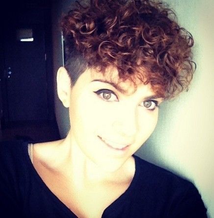 1476280688 chic shaved hairstyle with top curls