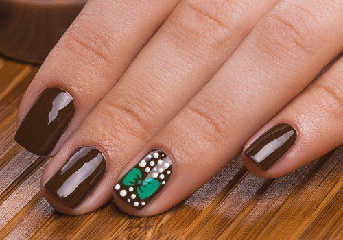 https://image.sistacafe.com/images/uploads/content_image/image/232161/1476791387-brown-nails-green-bow-nail-art-design.jpg