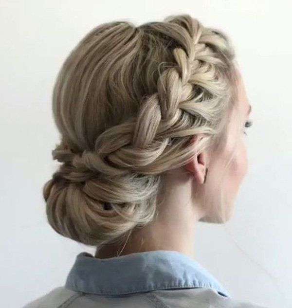 1476856973 updos for long hair 7