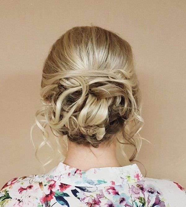 1476944347 updos for long hair 31