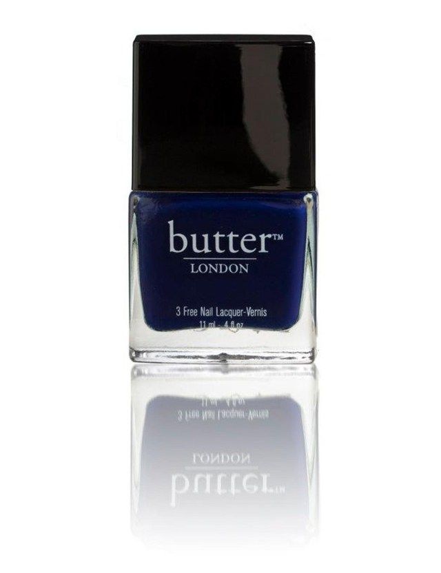 ทาเล็บสวยๆ สีกรมท่า Butter London