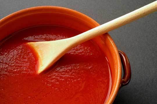 1438329902 tomatosauce25