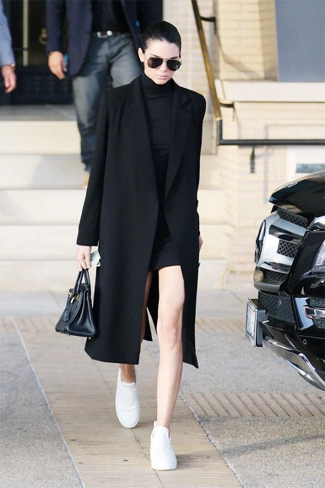 https://image.sistacafe.com/images/uploads/content_image/image/234623/1477144834-kendall-jenners-styling-tips-that-will-never-go-out-of-style-1614826-1452128213.640x0c.jpg