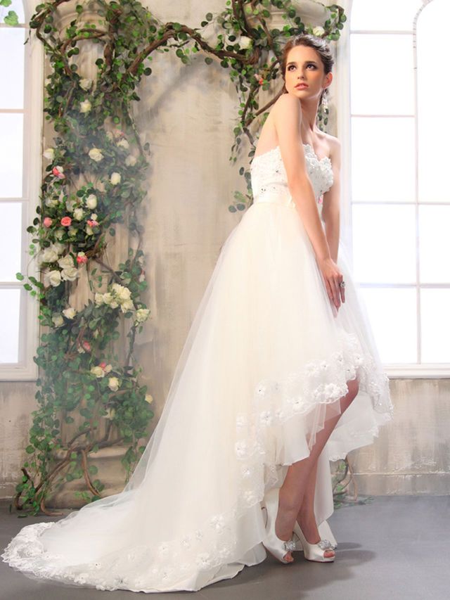 https://image.sistacafe.com/images/uploads/content_image/image/235404/1477246269-awesome-photograph-of-a-line-high-low-wedding-dresses--according-on-a-line-wedding-dresses-with-sleeves-online-with-a-line-high-low-wedding-dresses--as-wedding-dresses.jpg