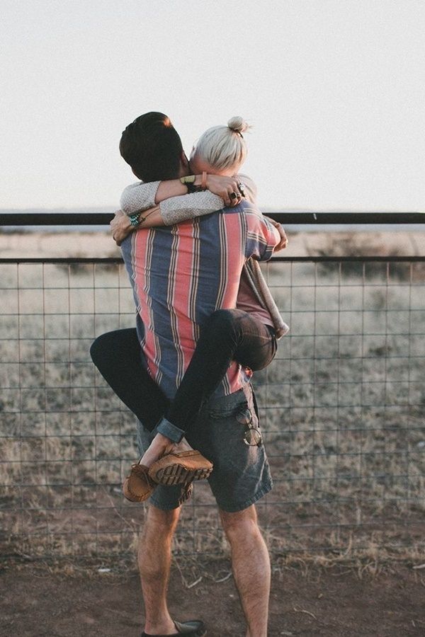 https://image.sistacafe.com/images/uploads/content_image/image/235996/1477328160-cute-couples-hugging-and-kissing-30.jpg