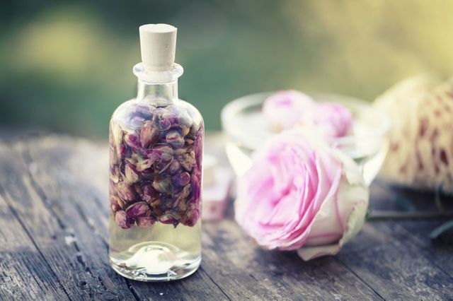 1477474113 hbz the list diy masks rose water 1