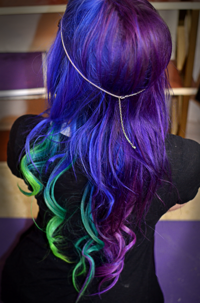 1438657198 alternative hair in purple blue and green 1
