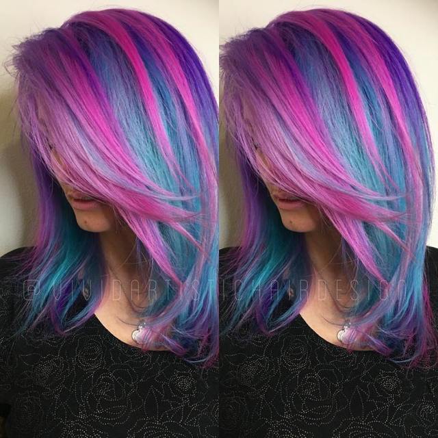 1478065739 10 teal hair with chunky pink highlights