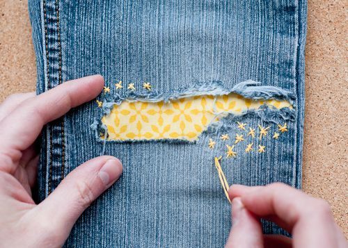 https://image.sistacafe.com/images/uploads/content_image/image/252717/1479619138-20-Cute-ways-to-patch-up-your-clothes-31-Clothing-Tips-Every-Girl-Should-Know-patchwork.jpg