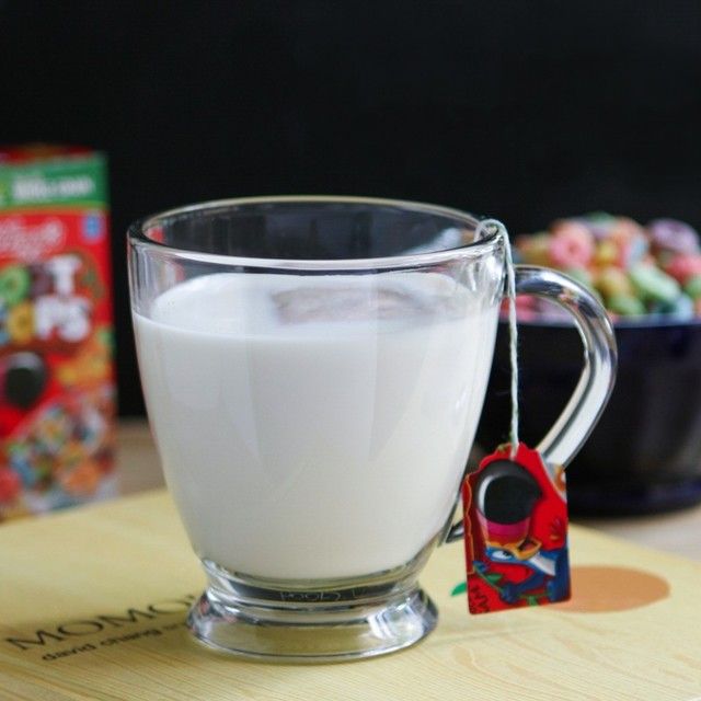 https://image.sistacafe.com/images/uploads/content_image/image/253865/1479792668-cereal-milk-tea-sq1-1024x1024.jpg