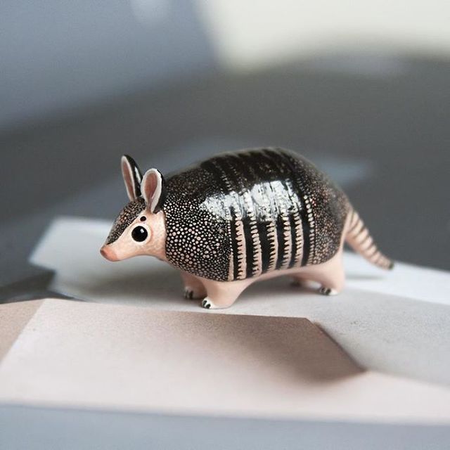 https://image.sistacafe.com/images/uploads/content_image/image/255589/1479963068-I-create-unique-animal-sculptures-from-polymer-clay-5835508f8aa23__700.jpg