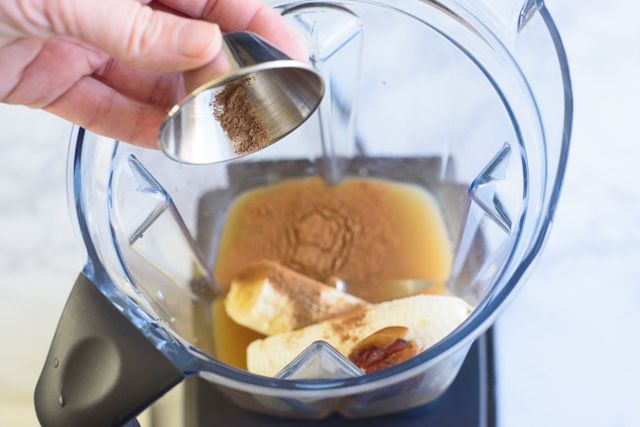 https://image.sistacafe.com/images/uploads/content_image/image/255645/1479966735-Apple-Cider-Smoothie-06.jpg
