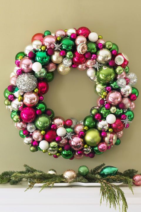 https://image.sistacafe.com/images/uploads/content_image/image/259695/1480912695-gallery-550043320c13e-ghk-ornament-wreath-s2.jpg