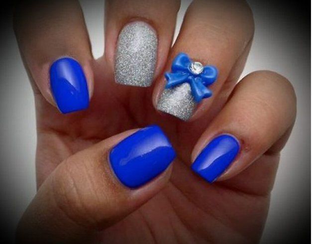 https://image.sistacafe.com/images/uploads/content_image/image/261029/1481094891-Blue-Nail-Design-For-Wedding.jpg