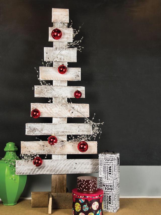 https://image.sistacafe.com/images/uploads/content_image/image/262159/1481258512-palette-tree1.jpg.rend.hgtvcom.966.1288.jpeg