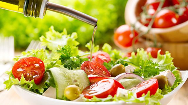 https://image.sistacafe.com/images/uploads/content_image/image/263946/1481543971-salad-dressing.jpg