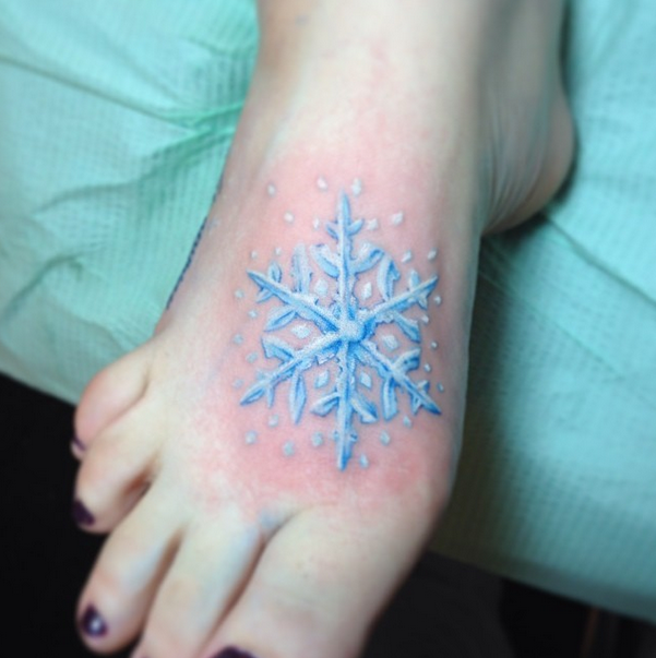 https://image.sistacafe.com/images/uploads/content_image/image/265462/1481776028-snowflake-tattoo-24.png