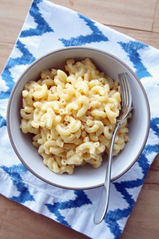 https://image.sistacafe.com/images/uploads/content_image/image/266548/1481870736-Creamy-Stovetop-Macaroni-Cheese.jpg