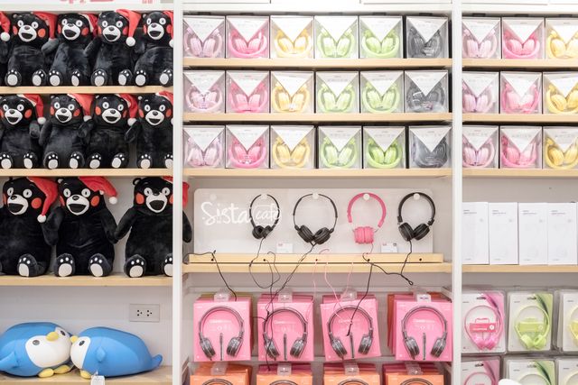 หูฟัง miniso เซ็นทรัลแจ้งวัฒนะ ร้านขายของญี่ปุ่น อุปกรณ์อิเล็คทรอนิค MINISO
