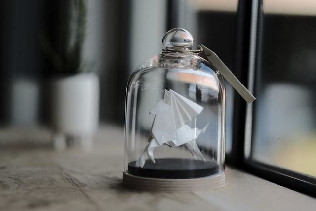 https://image.sistacafe.com/images/uploads/content_image/image/275840/1483366604-origami-animals-glass-jar-florigami-25-586a0a66940a8__700.jpg