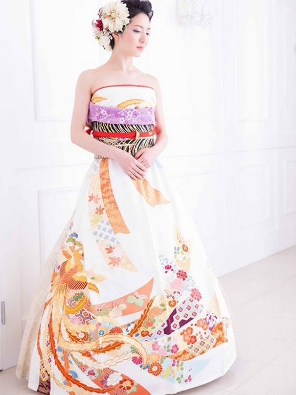 1483597289 furisode kimono wedding dress japan 7 585a38e785431  605