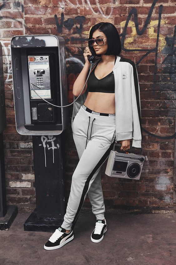 สปอร์ตบรา สำหรับคนอกใหญ่ : สปอร์ตบรา Puma สไตล์ kylie Jenner