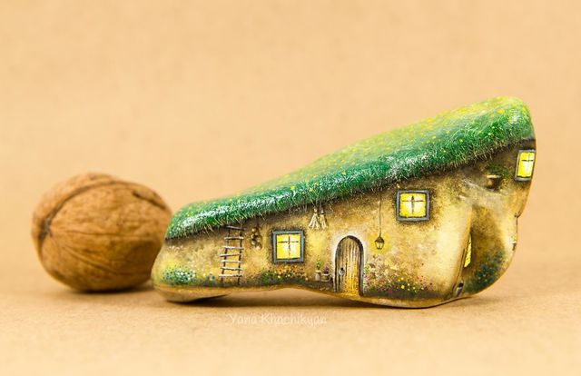 1484192274 my art is about painting miniature pictures on stones i love creating my own world of tiny creatures and fairy stone cities yana khachikyan 5874ce38121b5  880