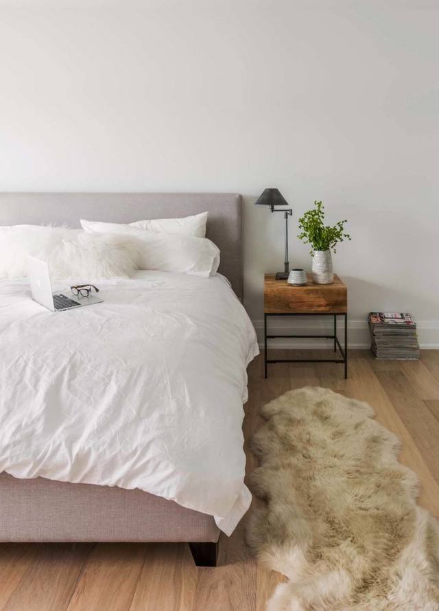 https://image.sistacafe.com/images/uploads/content_image/image/281761/1484285541-Scandinavian-Bedroom-Ideas-06-1-Kindesign.jpg