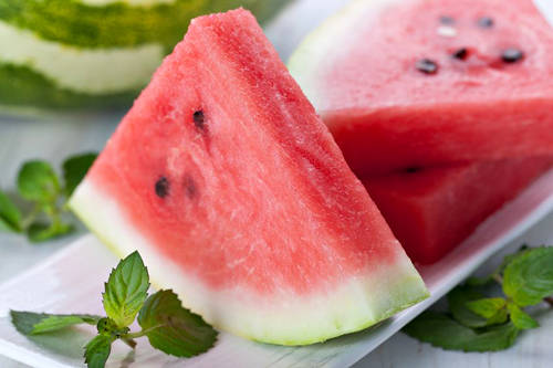 https://image.sistacafe.com/images/uploads/content_image/image/28248/1439974872-watermelon_slices.jpg