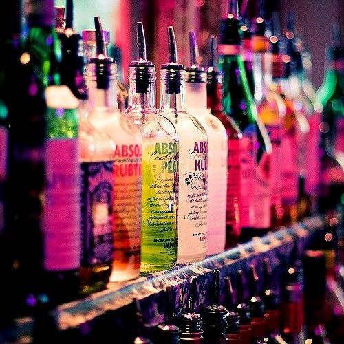 https://image.sistacafe.com/images/uploads/content_image/image/29542/1440392532-absolut-vodka-alcohol-party-vodka-Favim.com-242996-9362.jpg