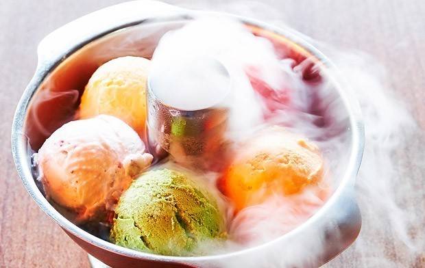 https://image.sistacafe.com/images/uploads/content_image/image/29587/1440399843-edt-drink-toungefun-13_Cover-620x392.jpg