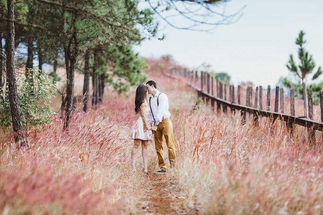 1486535440 couple kissing 1779066 960 720