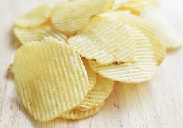 1486790273 wavypotatochips