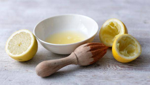 1440665923 lemon juice 16x9