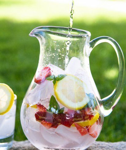 1487568775 basil berry detox