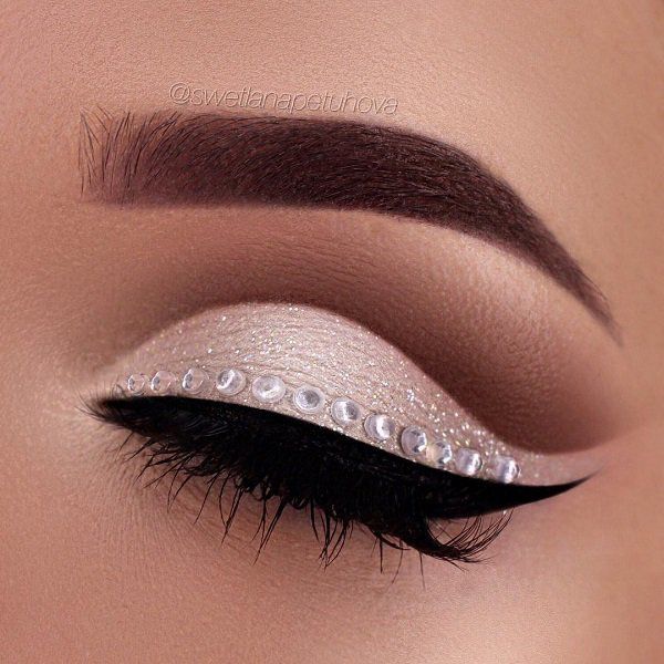 https://image.sistacafe.com/images/uploads/content_image/image/304371/1487570601-Eye-Makeup-28.jpg