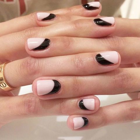 1487780102 hbz nail trends 2017 black accents 03