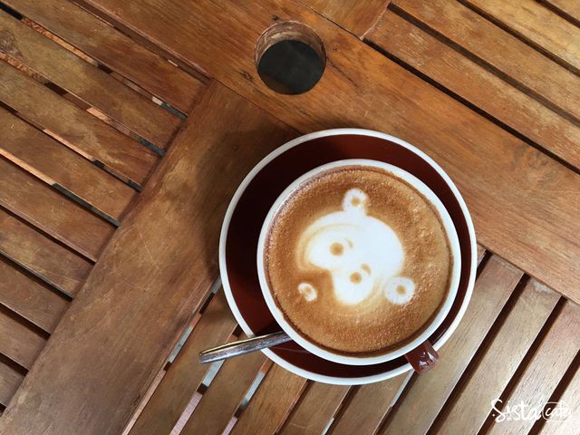 คาเฟ่ อโศก Hot Latte