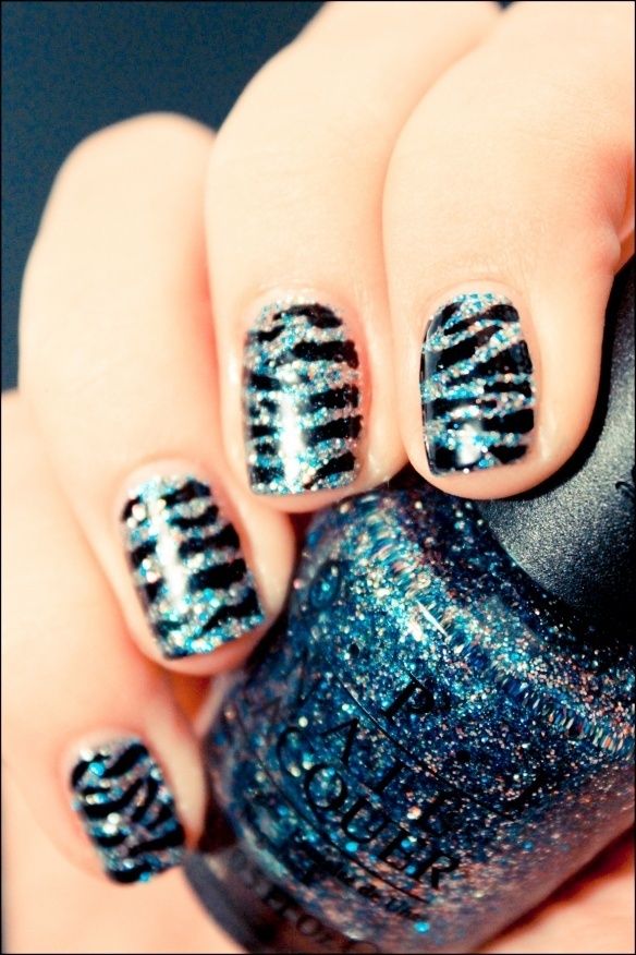 https://image.sistacafe.com/images/uploads/content_image/image/314233/1489043177-Zabra-Nails.jpg