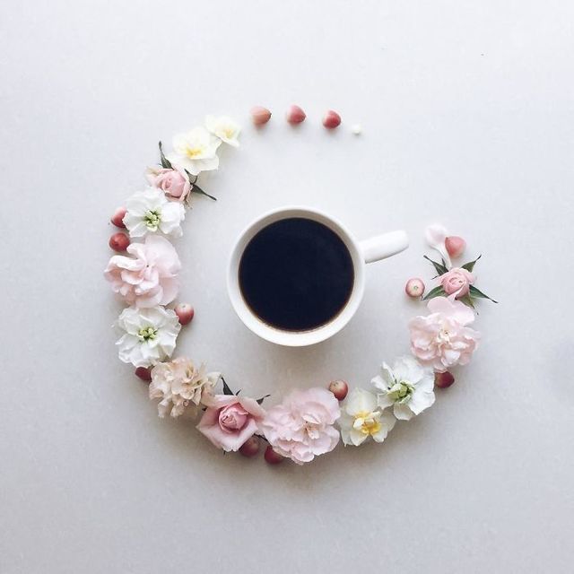 1489122647 coffee flowers compositions la fee de fleur 35 58b69d1995ad2  700