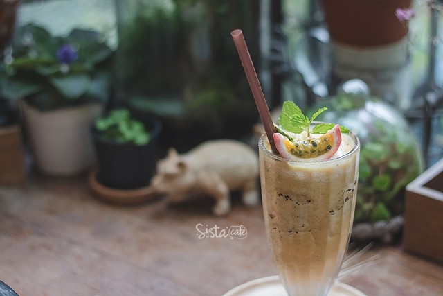 ร้านกาแฟในกรุงเทพ B-Story Cafe