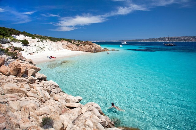 1489816829 sardinia6 cnt 6feb13 alamy b