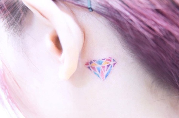 https://image.sistacafe.com/images/uploads/content_image/image/319985/1489900809-color-diamond.jpg
