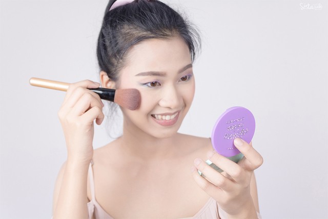ปัดแก้ม Candy Cheek Etude Wonder Fun Park COLLECTION