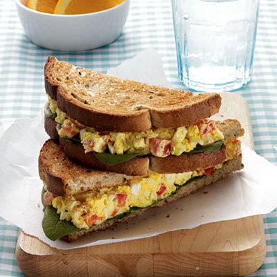 https://image.sistacafe.com/images/uploads/content_image/image/322997/1490249444-curried-egg-salad-sandwich-400x400.jpg