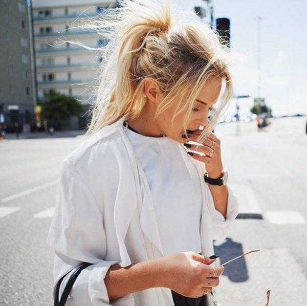 https://image.sistacafe.com/images/uploads/content_image/image/32704/1441346801-High-Messy-Ponytail-hairstyle-for-blonde-long-hair-simplebeautiful-and-fashion.jpg