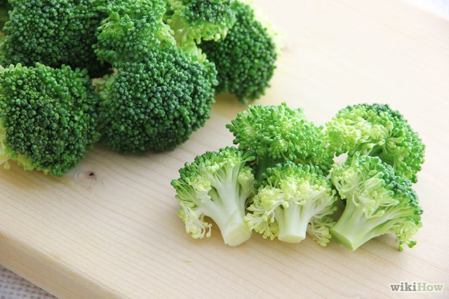 1490976126 728px steam broccoli in a rice cooker step 2