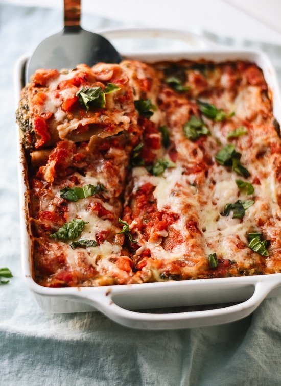 1491456961 spinach artichoke lasagna