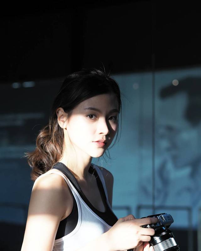 Album] แนวสุด 25 ไอเดียถ่ายรูปสุดอาร์ต แสงและเงา ถ่ายยังไงให