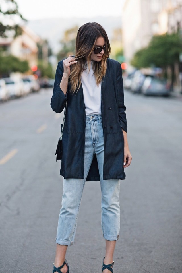 1491667145 high waisted slim fit mom jeans blogger